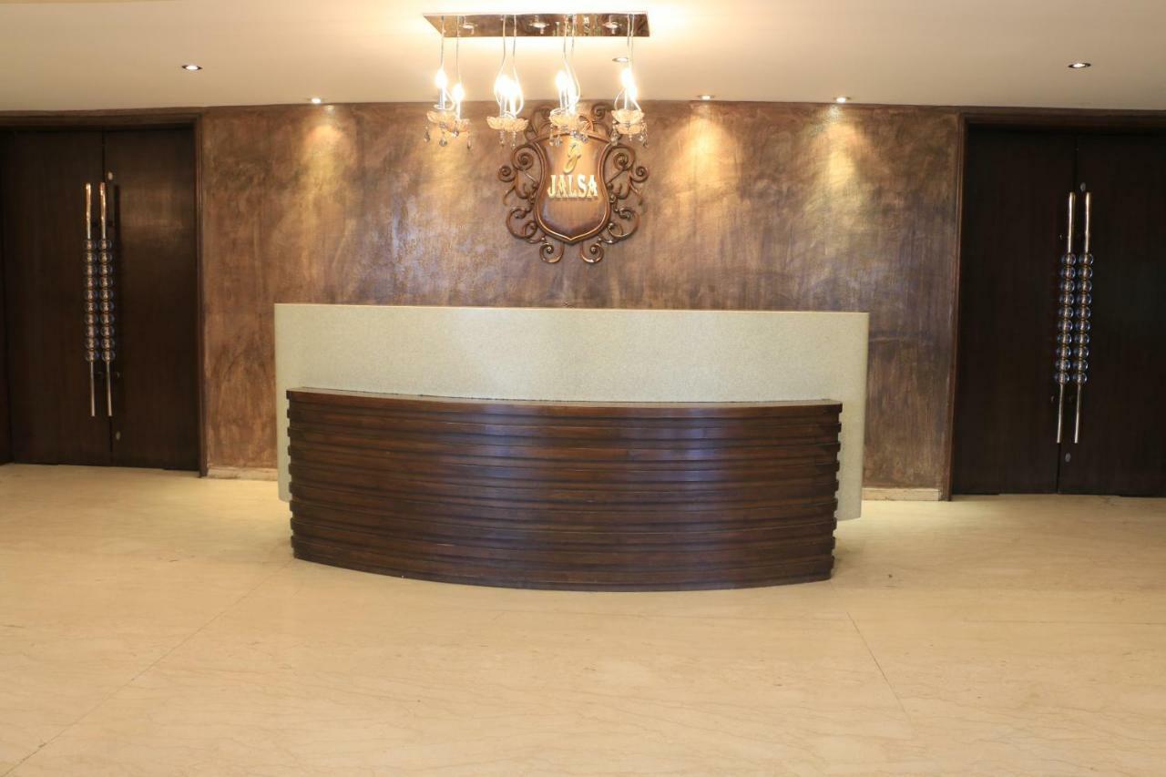 Jalsa Resort Indore Esterno foto