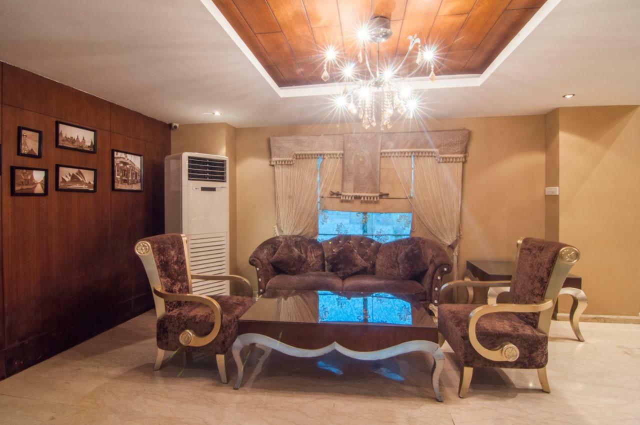 Jalsa Resort Indore Esterno foto